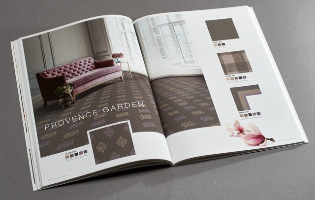 Designbücher und Broschüren