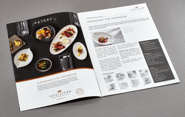 Designbücher und Broschüren